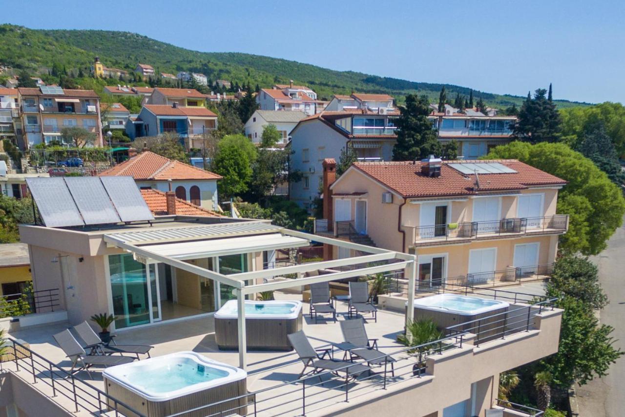Apartments Domino R Драмаль Екстер'єр фото